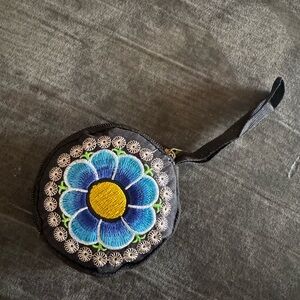 NWOT- Embroidered Blue Flower Round Wristlet Coin Purse.